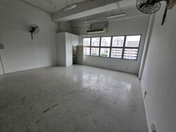 First Centre (D19), Factory #504927041